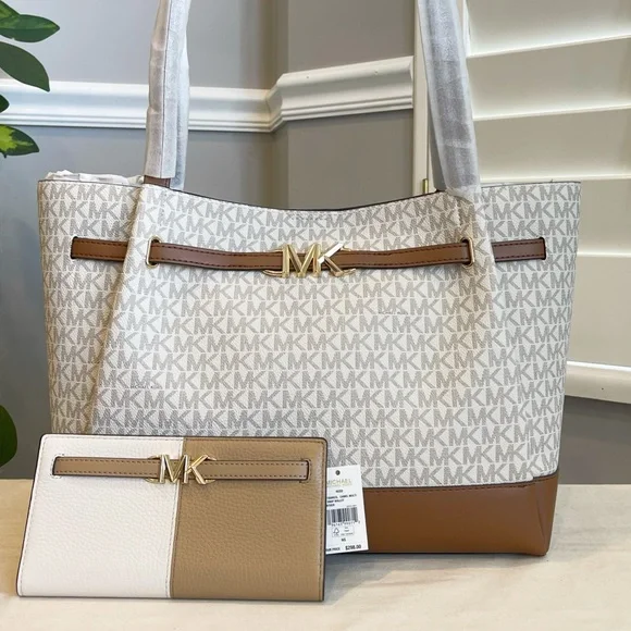 NeW! Michael Kors Reed Tote Set - Picture 9 of 9